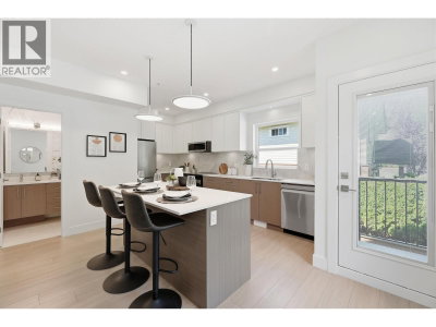2427 MARY HILL ROAD | Port Coquitlam British Columbia | Slide Image Nine