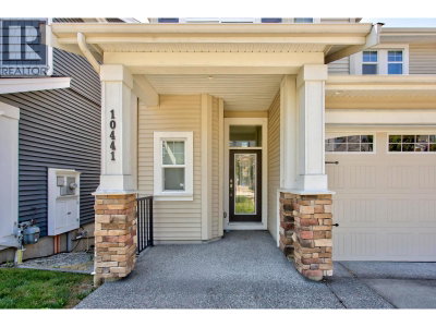 10441 MCEACHERN Street | Maple Ridge British Columbia | Slide Image Three