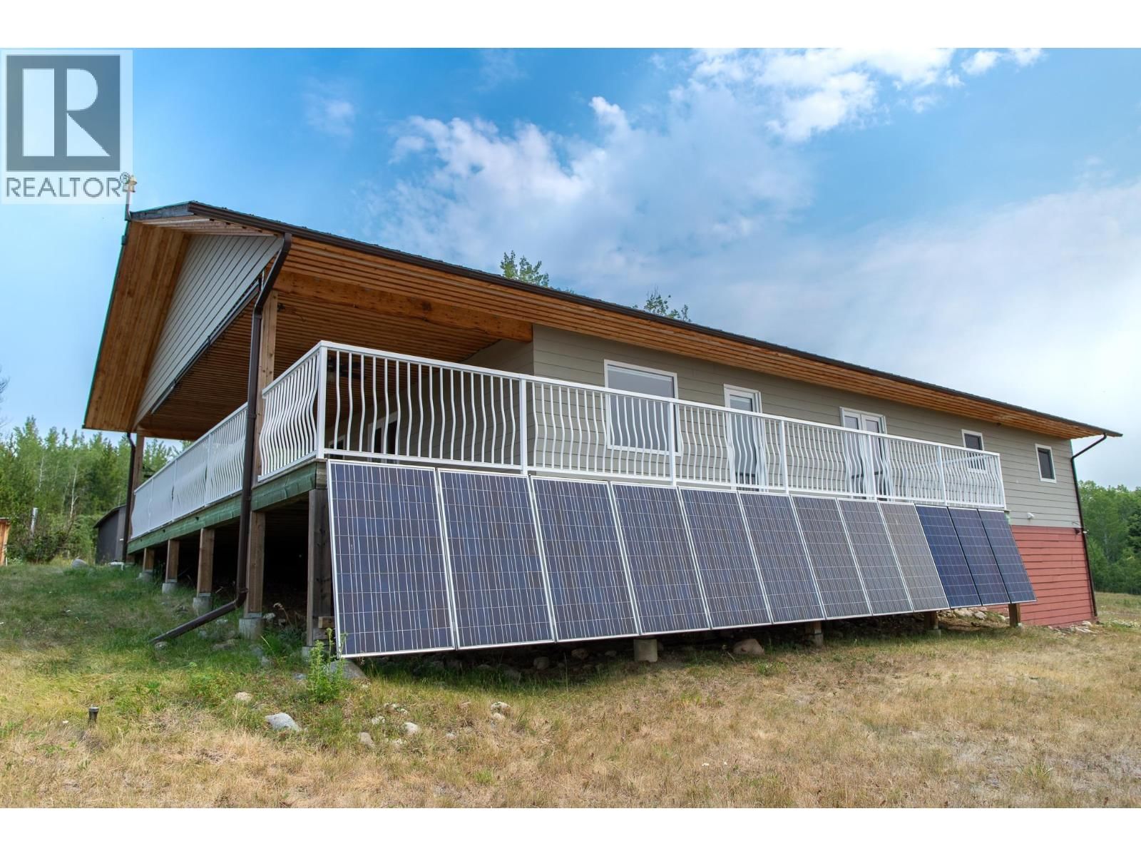 7585 BONAPARTE Road, Bridge Lake, British Columbia V0K 1E0
