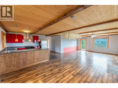 7585 BONAPARTE Road | Bridge Lake British Columbia | Slide Image Seven