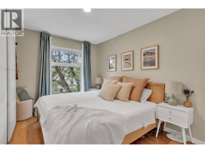2020 8TH Avenue | Vancouver British Columbia | Slide Image Thirteen