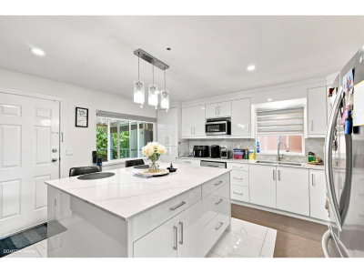13755 93A Avenue | Surrey British Columbia | Slide Image Fifteen