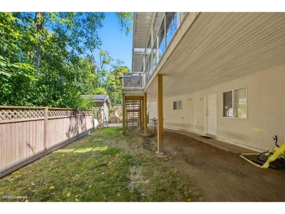 13755 93A Avenue | Surrey British Columbia | Slide Image Forty