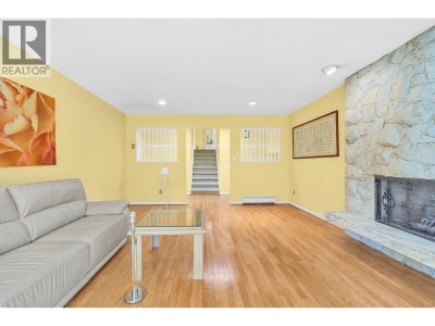 137 WOODSTOCK Avenue | Vancouver British Columbia | Slide Image Six