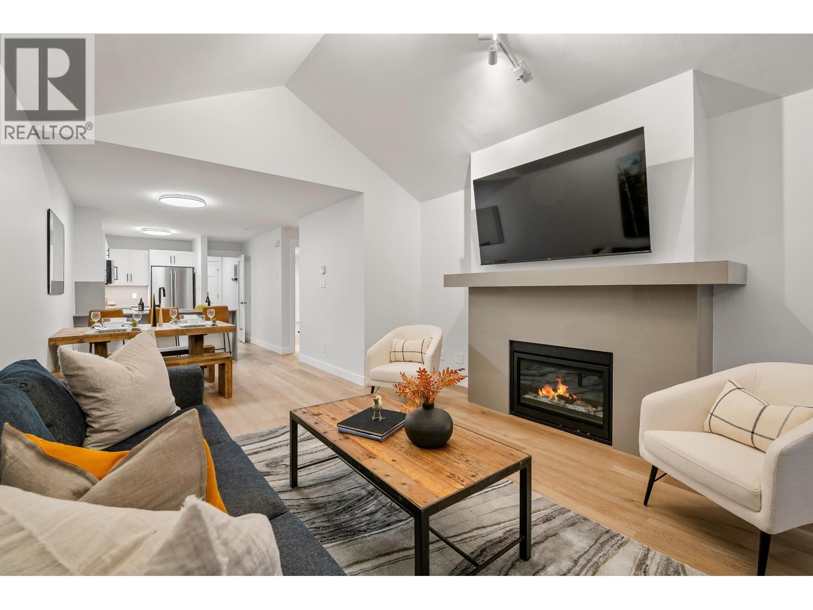 21 4890 PAINTED CLIFF Road property photo