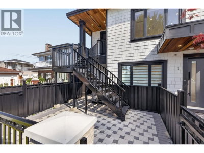 2035 51ST Street | Vancouver British Columbia | Slide Image Two