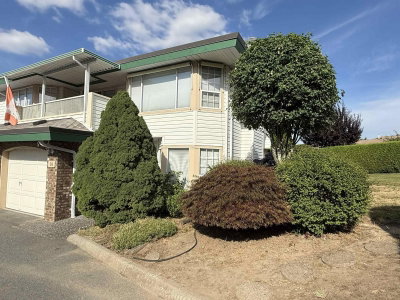 3115 TRAFALGAR Street | Abbotsford British Columbia | Slide Image One