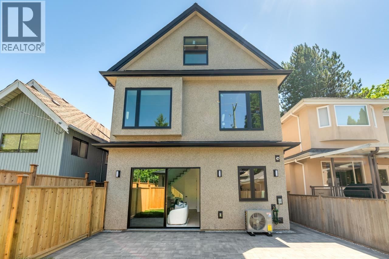 3771 KING EDWARD Avenue, Vancouver, British Columbia V6S 1M8