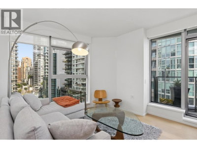 889 PACIFIC Street | Vancouver British Columbia | Slide Image Eight