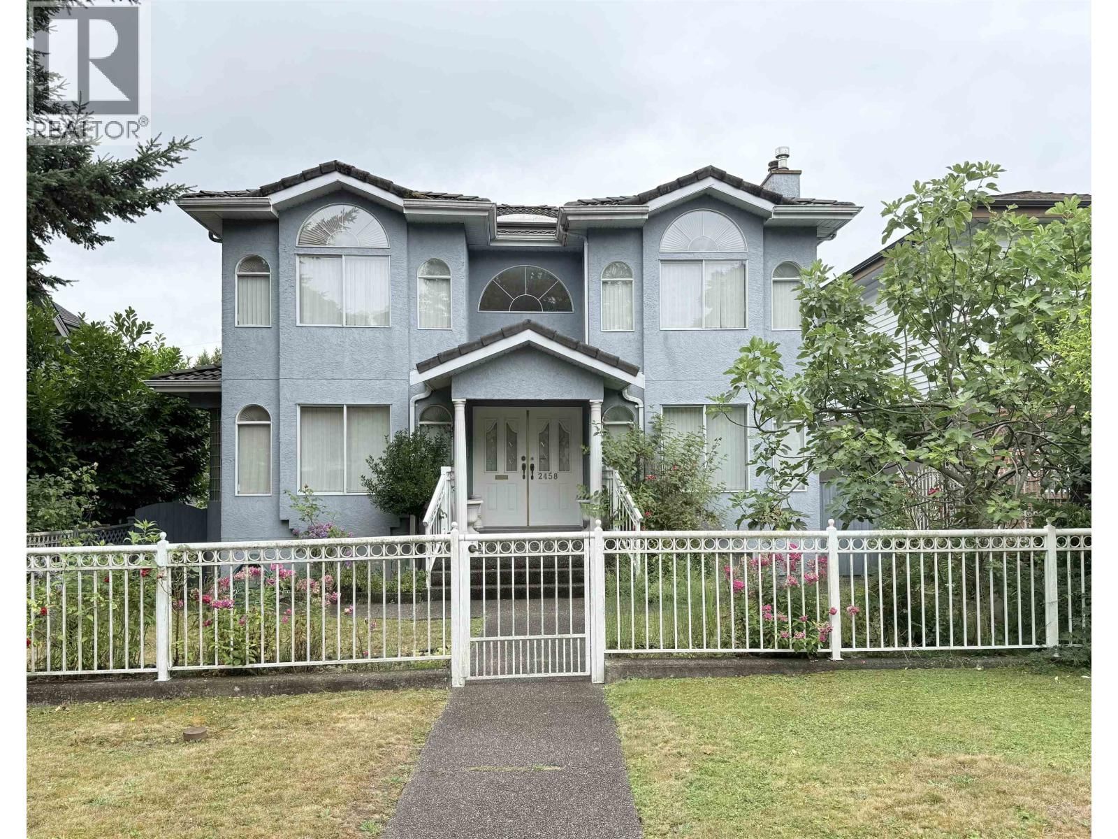 2458 5TH Avenue, Vancouver, British Columbia V5M 1M5