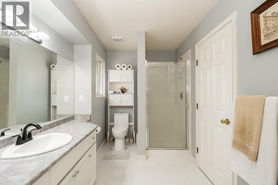 23161 123A Avenue | Maple Ridge British Columbia | Slide Image Twenty-two