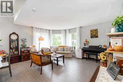 23161 123A Avenue | Maple Ridge British Columbia | Slide Image Eight