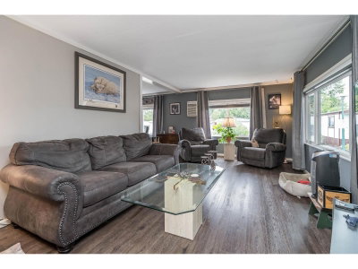 13650 80 Avenue | Surrey British Columbia | Slide Image Two