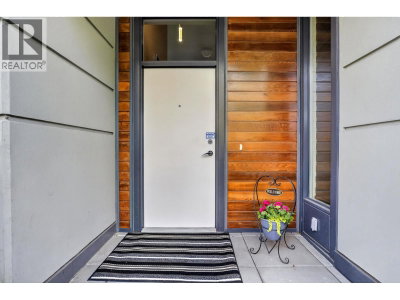 112 1ST Avenue | Vancouver British Columbia | Slide Image Three