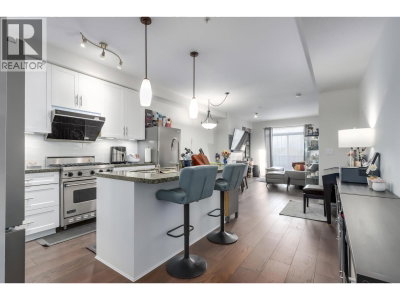 6077 LONDON Road | Richmond British Columbia | Slide Image Three