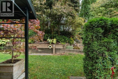 795 NOONS CREEK Drive | Port Moody British Columbia | Slide Image Twenty-two