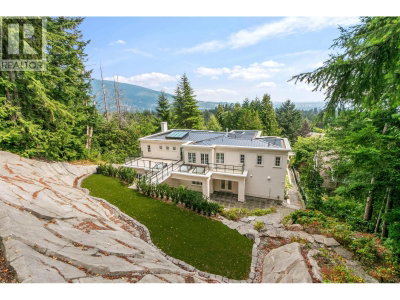 735 ST. ANDREWS Road | West Vancouver British Columbia | Slide Image Twenty-nine