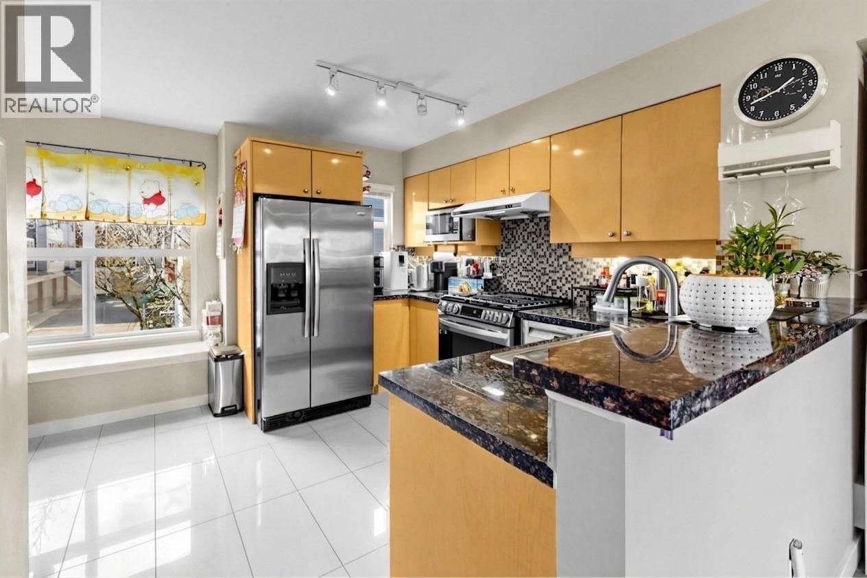 7100 LYNNWOOD Drive, Richmond, British Columbia V7C 5S8