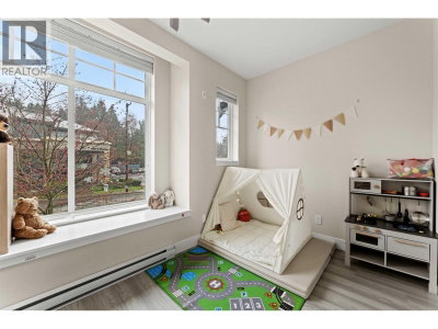 5132 CANADA Way | Burnaby British Columbia | Slide Image Twenty-two