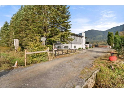 11186 FARMS Road | Mission British Columbia | Slide Image Nine