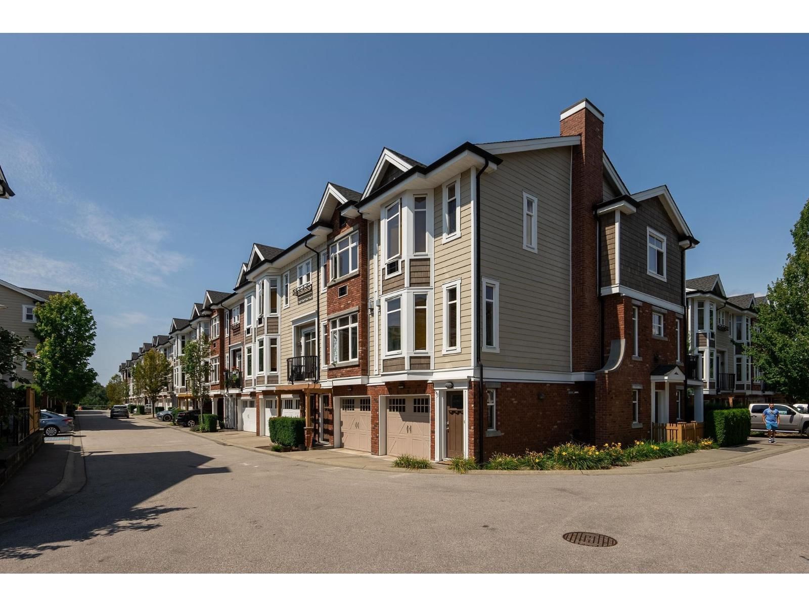 20738 84 Avenue, Langley, British Columbia V2Y 0J6