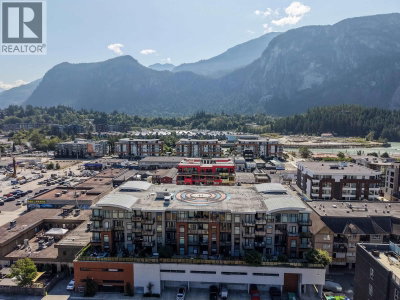 38033 SECOND Avenue | Squamish British Columbia | Slide Image Twenty-seven