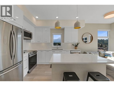38033 SECOND Avenue | Squamish British Columbia | Slide Image Eight