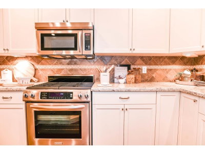 14208 36A Avenue | Surrey British Columbia | Slide Image Eleven