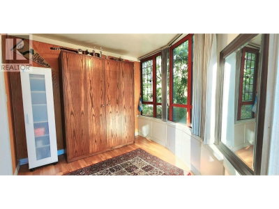 811 HELMCKEN Street | Vancouver British Columbia | Slide Image Nine