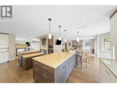 10131 HOLLYWELL Drive | Richmond British Columbia | Slide Image Thirteen