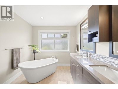 10131 HOLLYWELL Drive | Richmond British Columbia | Slide Image Thirty-one