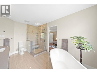10131 HOLLYWELL Drive | Richmond British Columbia | Slide Image Thirty-three