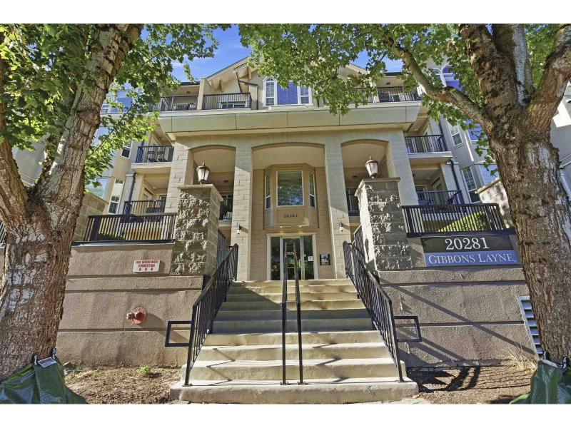 20281 53A Avenue Langley British Columbia, V3A 3V6 - 2 Bedrooms Condo For Sale