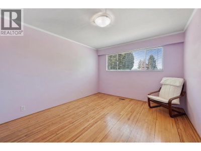 2763 ROSEMONT Drive | Vancouver British Columbia | Slide Image Nine