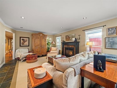 13383 14A Avenue | Surrey British Columbia | Slide Image Nine