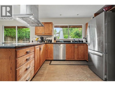 4321 KEITH Road | West Vancouver British Columbia | Slide Image Nine