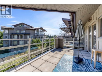 560 RAVEN WOODS Drive | North Vancouver British Columbia | Slide Image Eleven