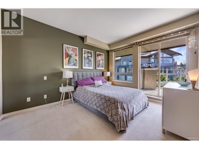 560 RAVEN WOODS Drive | North Vancouver British Columbia | Slide Image Thirteen