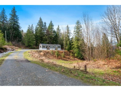 6650 HINKLEY Road | Chilliwack British Columbia | Slide Image Six