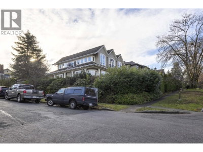 3808 13TH Avenue | Vancouver British Columbia | Slide Image Three