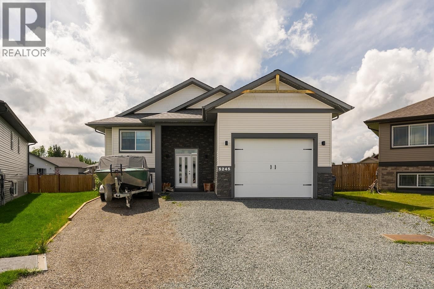 5245 GABLE Place, Prince George, British Columbia V2K 5A6