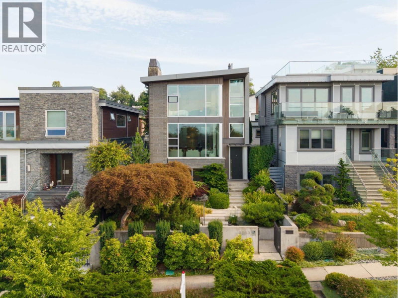 3250 20TH Avenue Vancouver British Columbia, V6L 1H9 - 3 Bedrooms Home For Sale