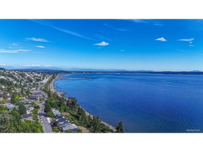 14249 MARINE Drive | White Rock British Columbia | Slide Image Two