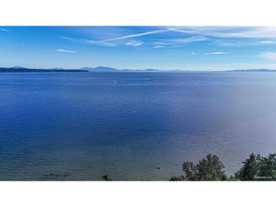14249 MARINE Drive | White Rock British Columbia | Slide Image Five
