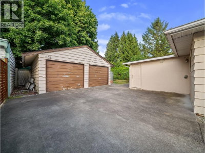 667 CYPRESS Street | Coquitlam British Columbia | Slide Image Thirty-two