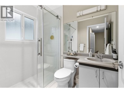 2736 ATLIN Place | Coquitlam British Columbia | Slide Image Nineteen