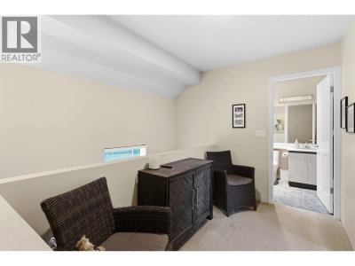 2736 ATLIN Place | Coquitlam British Columbia | Slide Image Twenty-two