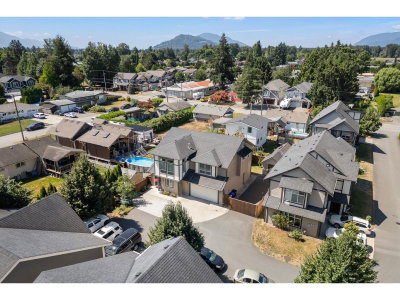 10166 WILLIAMS Road | Chilliwack British Columbia | Slide Image Thirty-nine
