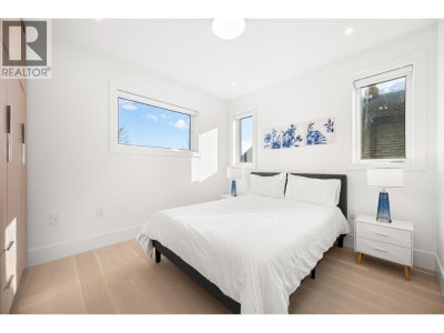 6307 CHESTER Street | Vancouver British Columbia | Slide Image Thirteen