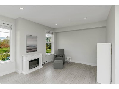 21150 76A Avenue | Langley British Columbia | Slide Image One